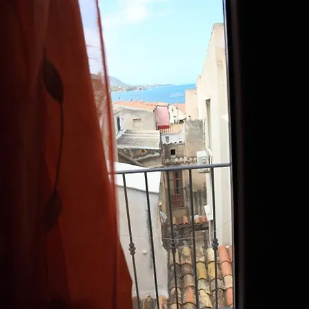 Apartman Mediterraneo - By Vacation Service Cefalù