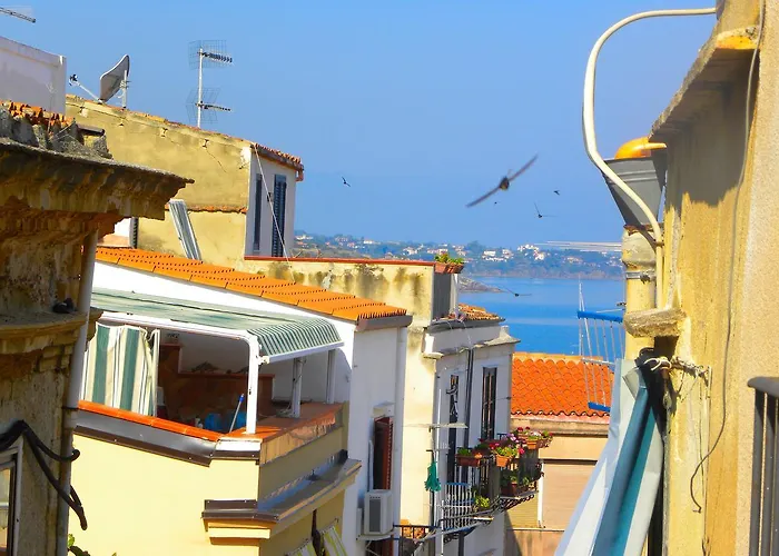 Mediterraneo - By Vacation Service צ'פאלו