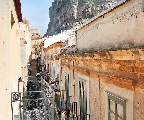 Mediterraneo - By Vacation Service * צ'פאלו