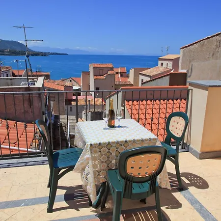 Mediterraneo - By Vacation Service チェファル