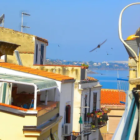 Mediterraneo - By Vacation Service Чефалу